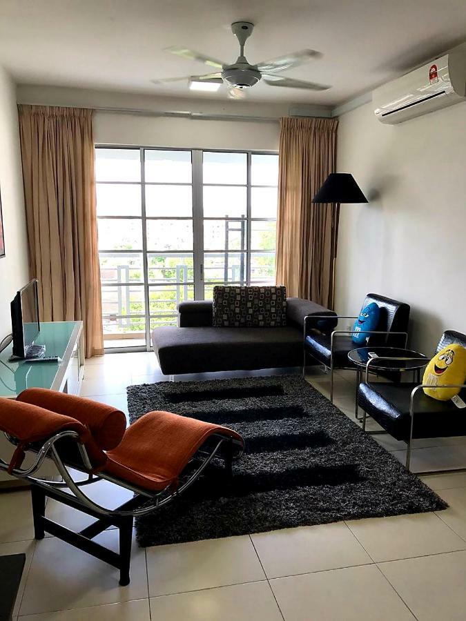Stay@saazlin's D'larkin Apartemen